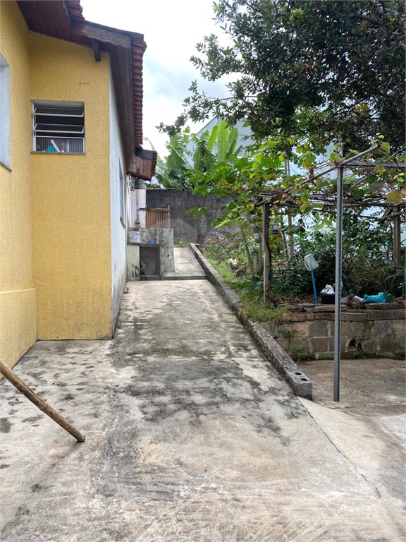 Casa à venda com 2 quartos, sendo 1 suíte,  em Vila Nova Bonsucesso, Guarulhos, SP