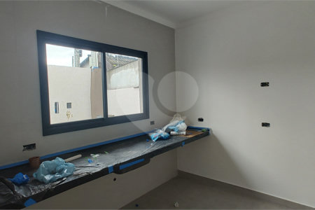 Casa Térrea à venda com 3 quartos, sendo 1 suíte,  em Nova Cerejeira, Atibaia, SP