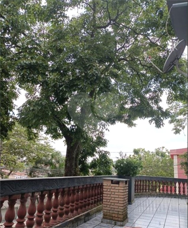 Sobrado à venda com 3 quartos em Vila Guarani, Santo André, SP