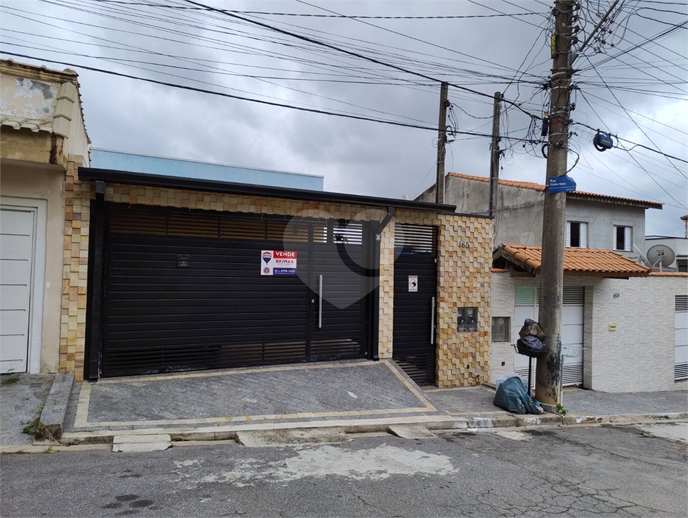 Casa à venda com 3 quartos, sendo 1 suíte,  em Vila Rei, Mogi das Cruzes, SP