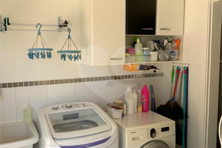 Casa à venda com 5 quartos, sendo 3 suítes, no condomínio Residencial Saint German, Araçoiaba da Serra - SP