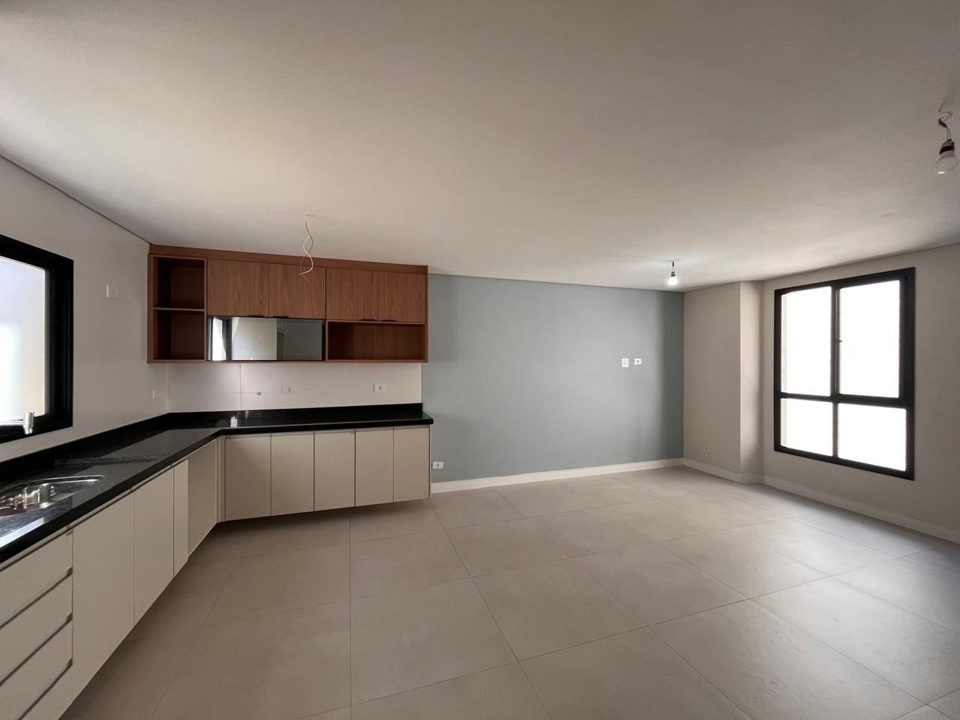 Casa com 2 dormitórios à venda, 88 m² por R$ 845.000,00 - Ponta da Praia - Santos/SP