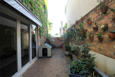 Casa à venda ou para alugar com 5 quartos, sendo 3 suítes, em Vila Madalena, São Paulo, SP