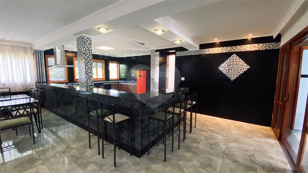 Casa à venda com 5 suítes no condomínio Suíça da Cantareira, Mairiporã - SP
