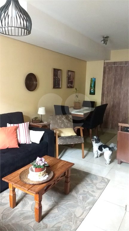 Casa à venda com 3 quartos, sendo 1 suíte, no condomínio Inter Ville Condominium House, São Paulo - SP