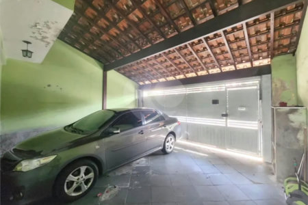 Casa à venda com 2 suítes em Vila Tiradentes, São Paulo, SP