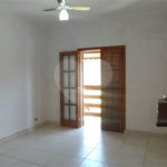 Casa à venda com 4 quartos, sendo 2 suítes, em Barreiro, Mairiporã, SP