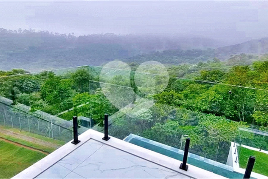Casa à venda com 4 suítes no condomínio Genesis II, Santana de Parnaíba - SP