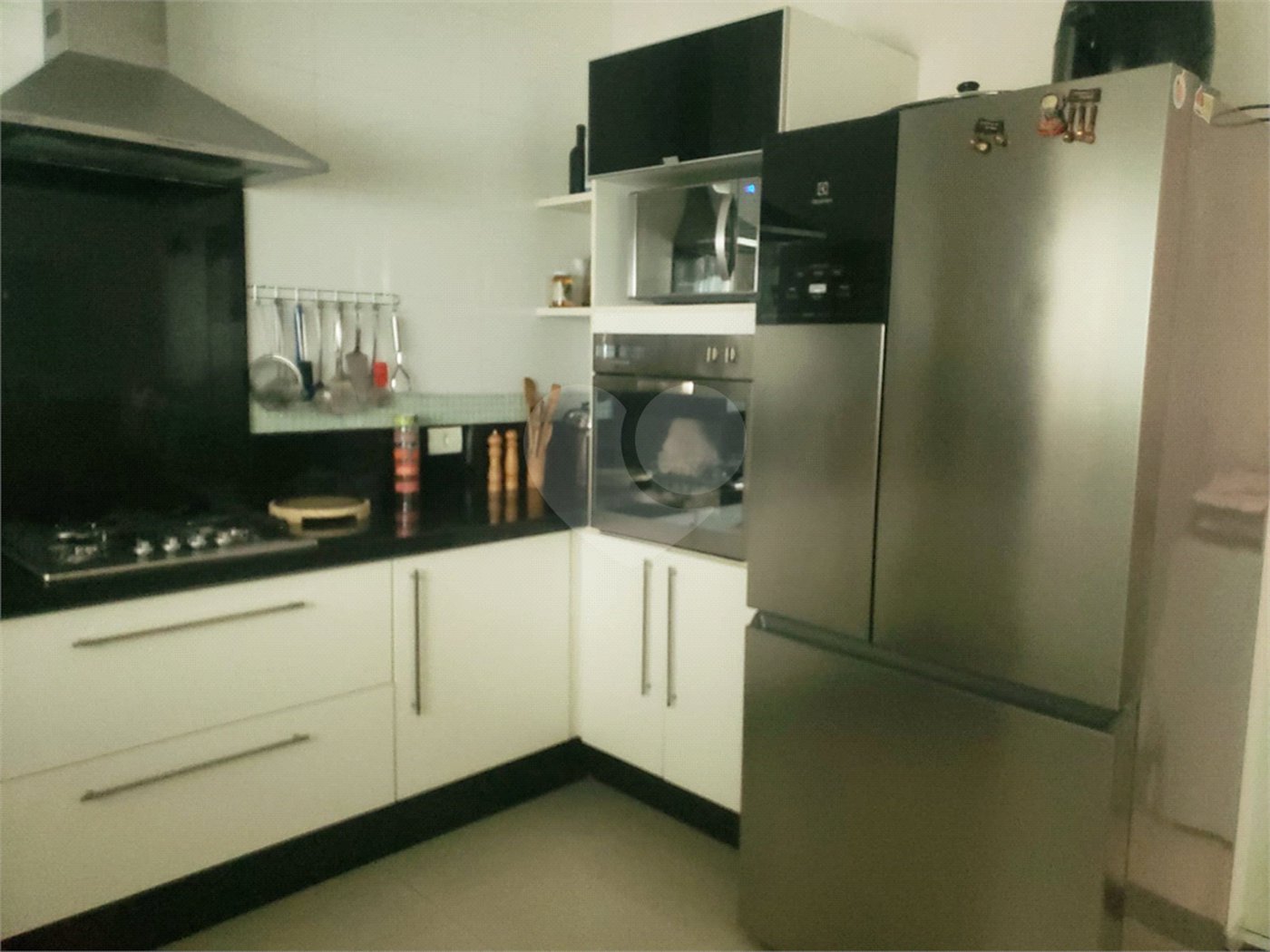 Casa à venda com 3 quartos, sendo 1 suíte, no condomínio Horizontes de Sorocaba, Sorocaba - SP