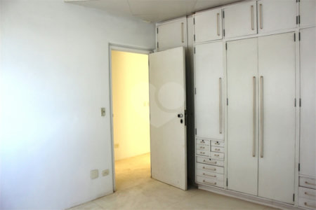 Triplex à venda com 5 quartos, sendo 3 suítes, em Santa Cecília, São Paulo, SP