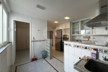 Cobertura à venda com 4 quartos, sendo 1 suíte, em Tijuca, Rio de Janeiro, RJ