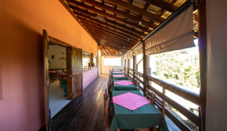 Hotel à venda com 15 quartos, sendo 4 suítes, no Centro (canguera), São Roque, SP