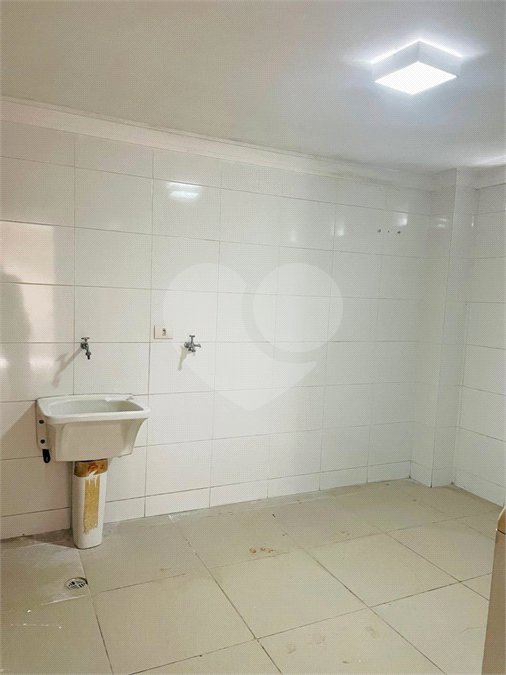 Casa à venda com 4 quartos, sendo 1 suíte, em Santo Amaro, São Paulo, SP