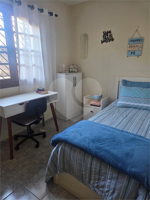 Sobrado à venda com 3 quartos em Parque Novo Mundo, São Paulo, SP