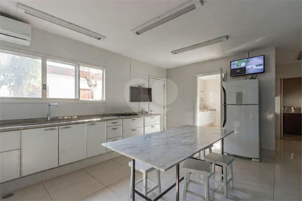 Casa à venda com 5 quartos, sendo 3 suítes, em Jardim Guedala, São Paulo, SP