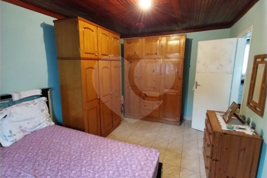 Sobrado à venda com 3 quartos, sendo 1 suíte, em Tremembé, São Paulo, SP