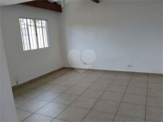 Casa Térrea à venda com 3 quartos, sendo 2 suítes,  em Chácara Santo Antônio, São Paulo, SP