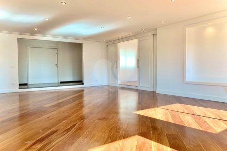 Apartamento à venda com 4 suítes em Jardim Marajoara, São Paulo, SP