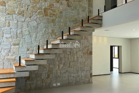 Casa à venda com 4 quartos, sendo 3 suítes, em Nova Gardênia, Atibaia, SP