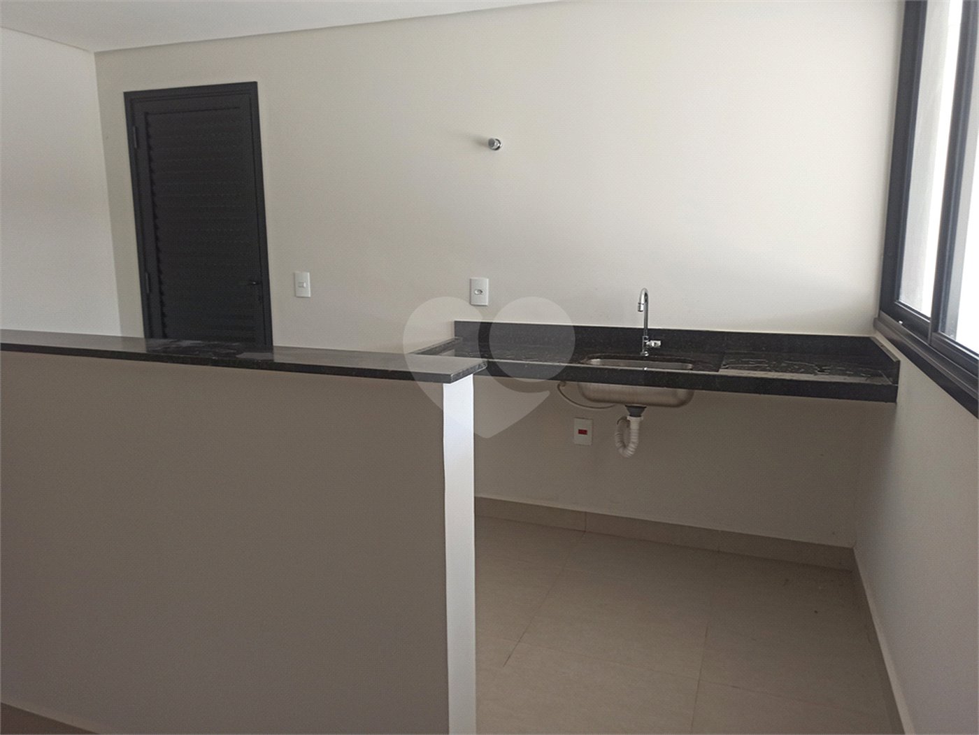 Apartamento para alugar com 2 quartos, sendo 1 suíte, em Vila Vomero, Atibaia, SP