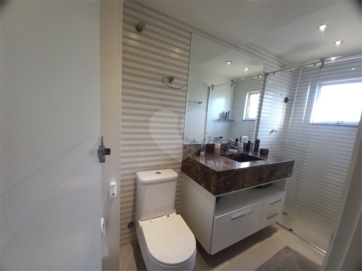 Casa à venda com 2 suítes no condomínio Da Chácara, São Paulo - SP