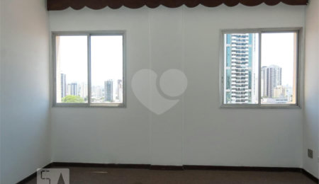Apartamento à venda com 2 quartos em Vila Regente Feijó, São Paulo, SP