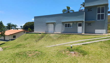 Casa à venda com 3 quartos, sendo 1 suíte,  em Alpes D'ouro, Bom Jesus dos Perdões, SP