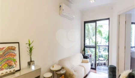 Apartamento à venda com 2 quartos, sendo 1 suíte,  em Moema, São Paulo, SP