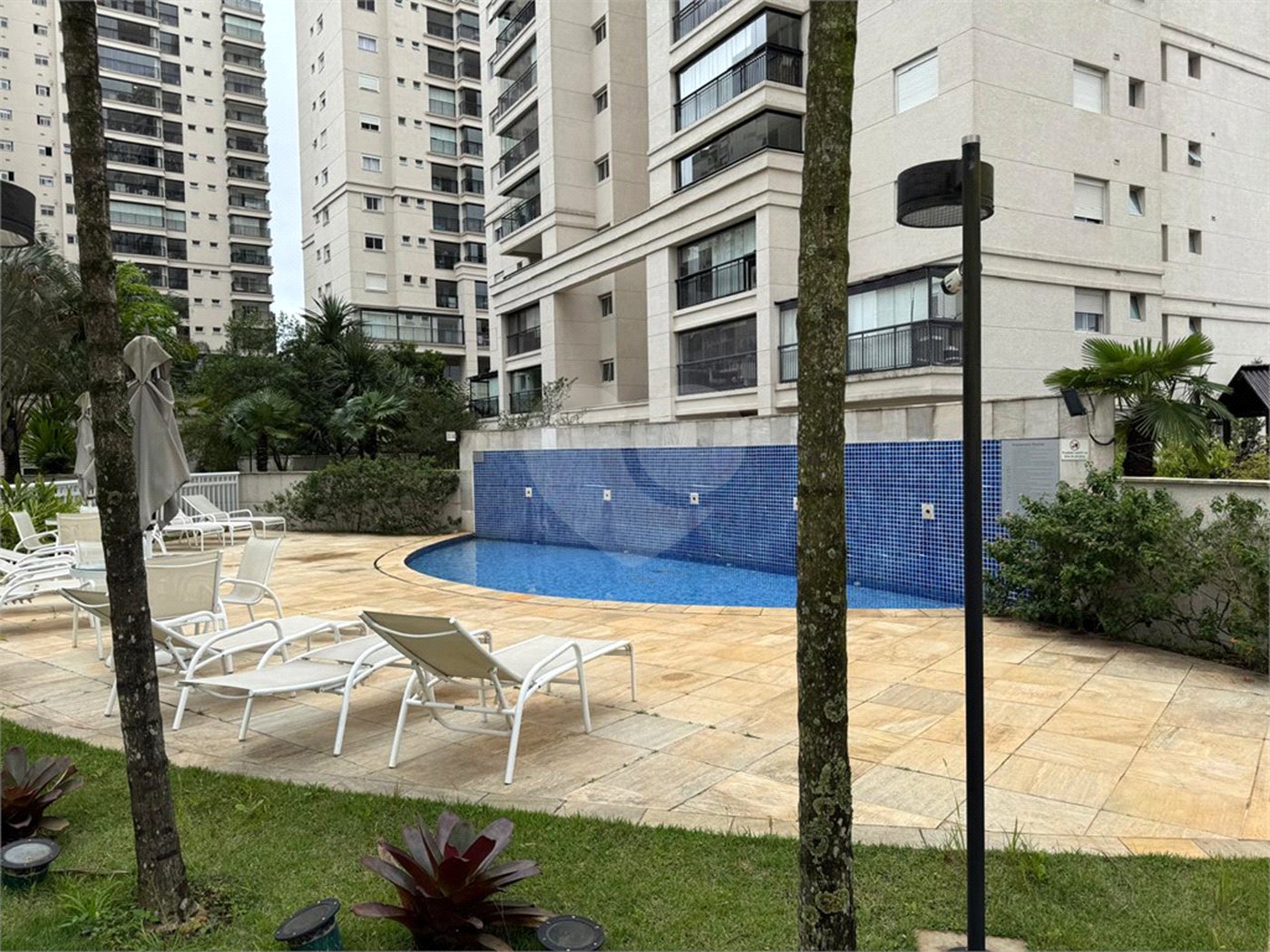 Apartamento à venda com 3 quartos, sendo 1 suíte, em Vila Gilda, Santo André, SP