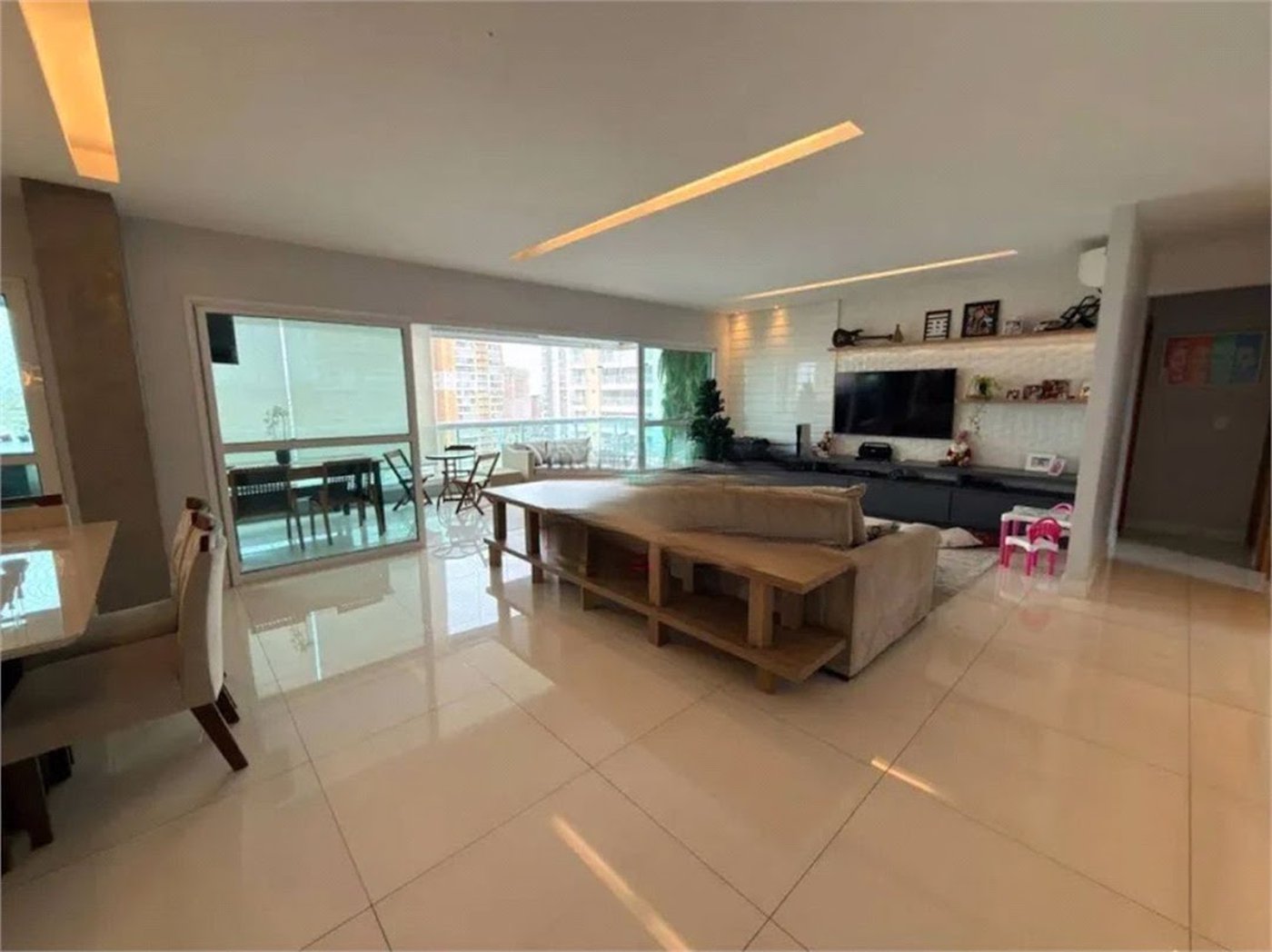 Apartamento com 4 dormitórios à venda, 179 m² por R$ 2.500.000,00 - Gonzaga - Santos/SP