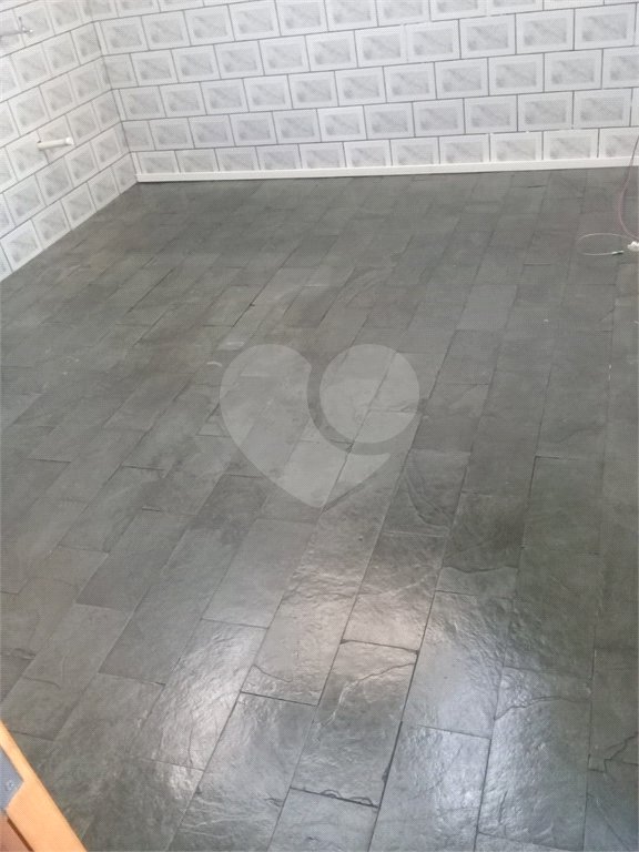 Sobrado à venda com 4 quartos, sendo 2 suítes,  em Jardim Regina, Indaiatuba, SP