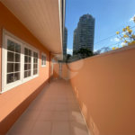 Casa à venda com 4 quartos, sendo 3 suítes, em Jardim Maia, Guarulhos, SP