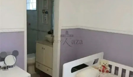 Casa de Vila à venda com 2 suítes no condomínio Parque Ipê Vermelho, Sorocaba - SP