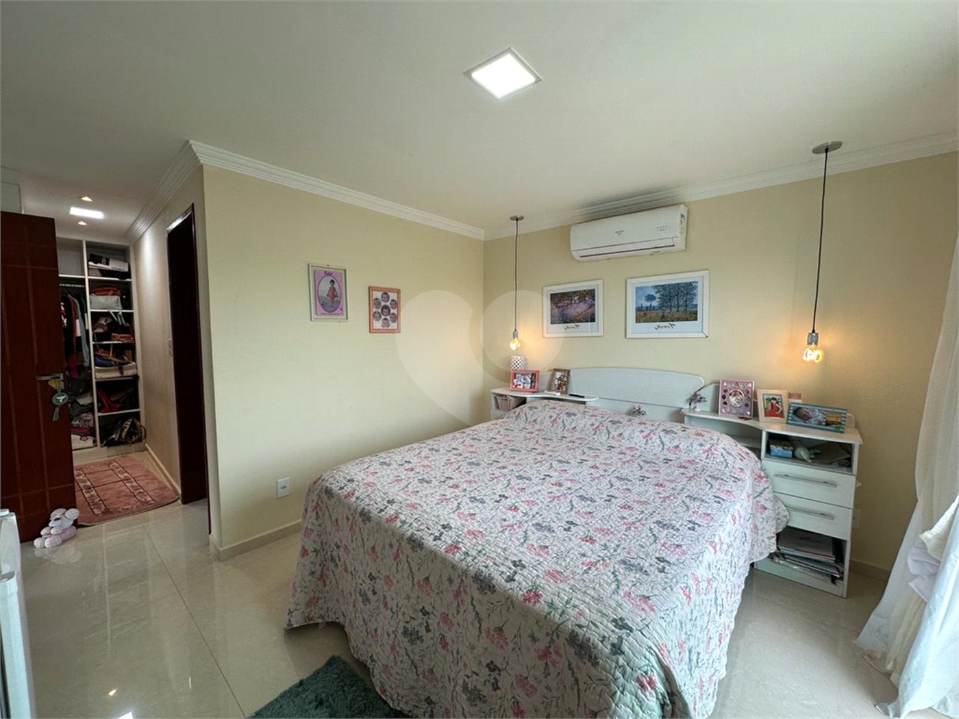 Casa em condomínio à venda com 4 quartos, sendo 3 suítes,  em Nova São Pedro, São Pedro da Aldeia, RJ
