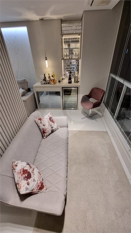 Apartamento à venda com 3 quartos, sendo 1 suíte,  em Baeta Neves, São Bernardo do Campo, SP