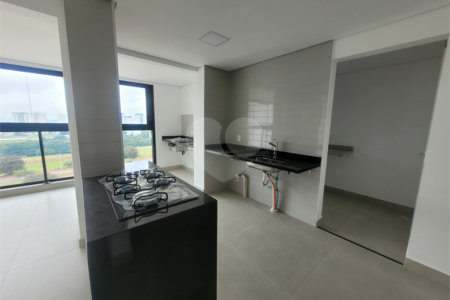 Apartamento à venda com 3 suítes em Parque Campolim, Sorocaba, SP
