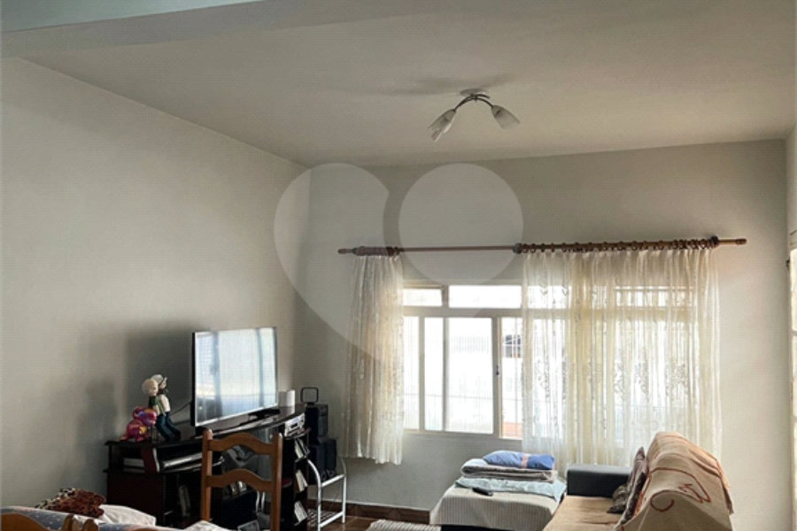 Casa à venda com 3 quartos, sendo 1 suíte,  em Vila Maria, São Paulo, SP