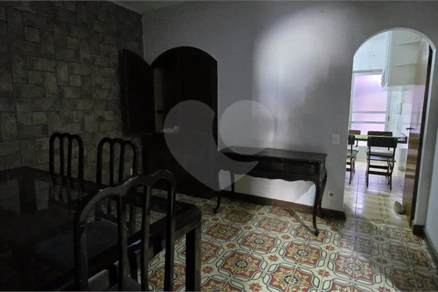 Casa à venda com 3 quartos, sendo 1 suíte, em Morumbi, São Paulo, SP