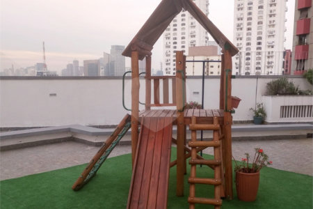Apartamento à venda ou para alugar com 3 quartos, sendo 1 suíte,  em Real Parque, São Paulo, SP