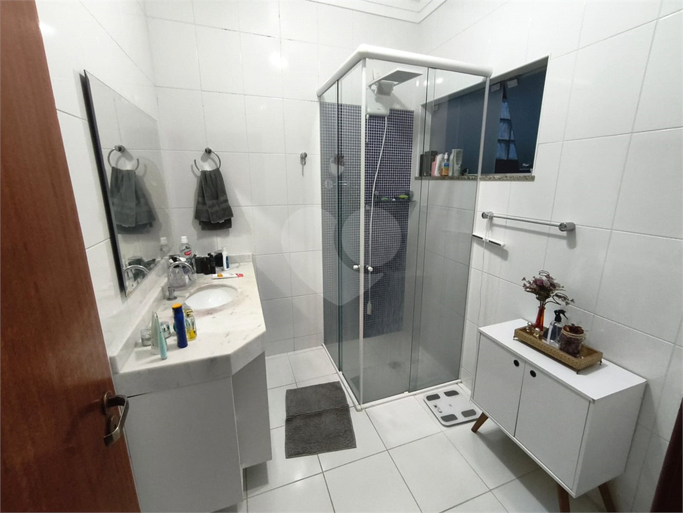 Casa à venda com 3 quartos, sendo 1 suíte,  em Vila Nastri, Itapetininga, SP
