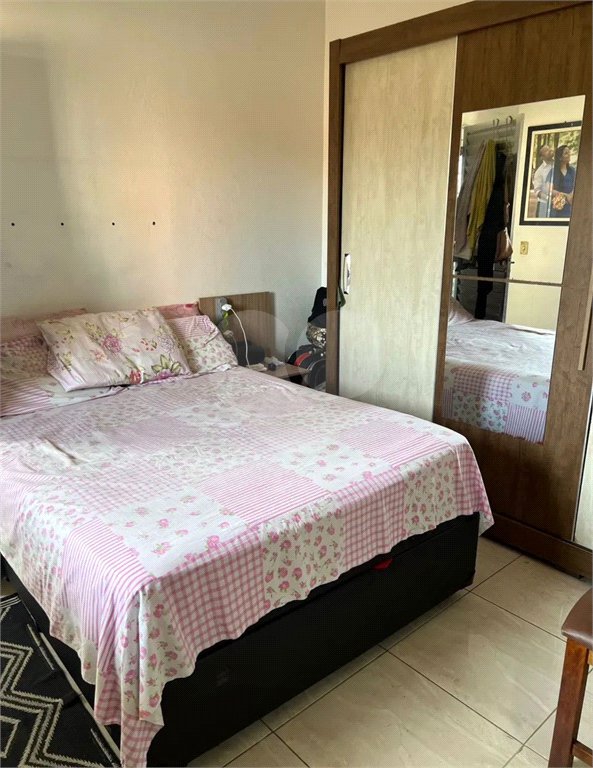 Casa à venda com 3 quartos em Jardim Suína, Taboão da Serra, SP