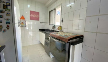 Apartamento à venda com 3 quartos, sendo 1 suíte,  em Vila Andrade, São Paulo, SP