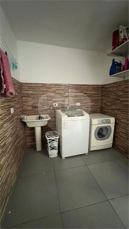 Sobrado à venda com 4 quartos, sendo 1 suíte, em Tremembé, São Paulo, SP