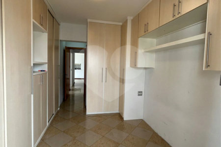 Apartamento à venda com 3 quartos, sendo 1 suíte, em Santa Teresinha, São Paulo, SP