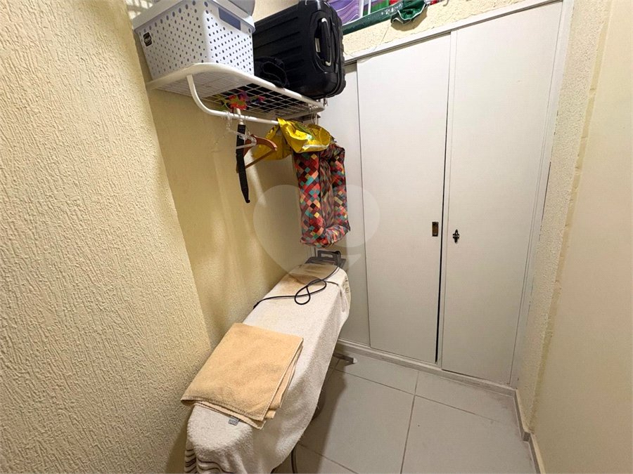 Apartamento à venda com 3 quartos, sendo 1 suíte,  em Lagoa, Rio de Janeiro, RJ