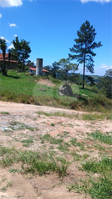 Casa à venda no condomínio Residencial Bela Vista, São Roque - SP