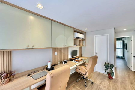 Casa à venda com 2 suítes no condomínio Gran Loft, Cotia - SP
