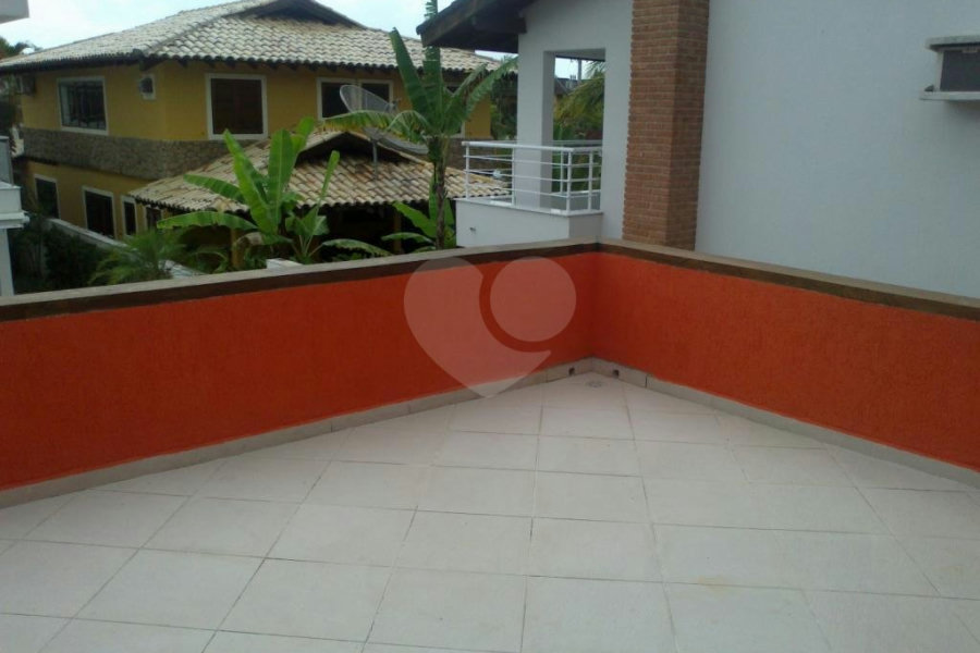 Sobrado à venda com 5 suítes em Enseada, Bertioga, SP