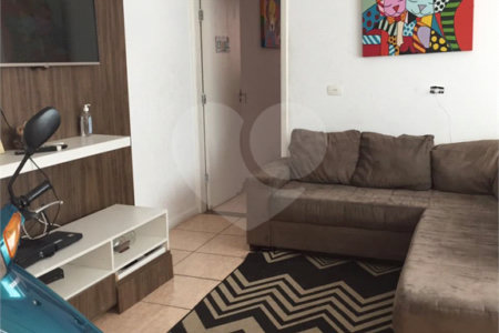 Casa à venda com 2 quartos, sendo 1 suíte,  em Vila Assis, Sorocaba, SP