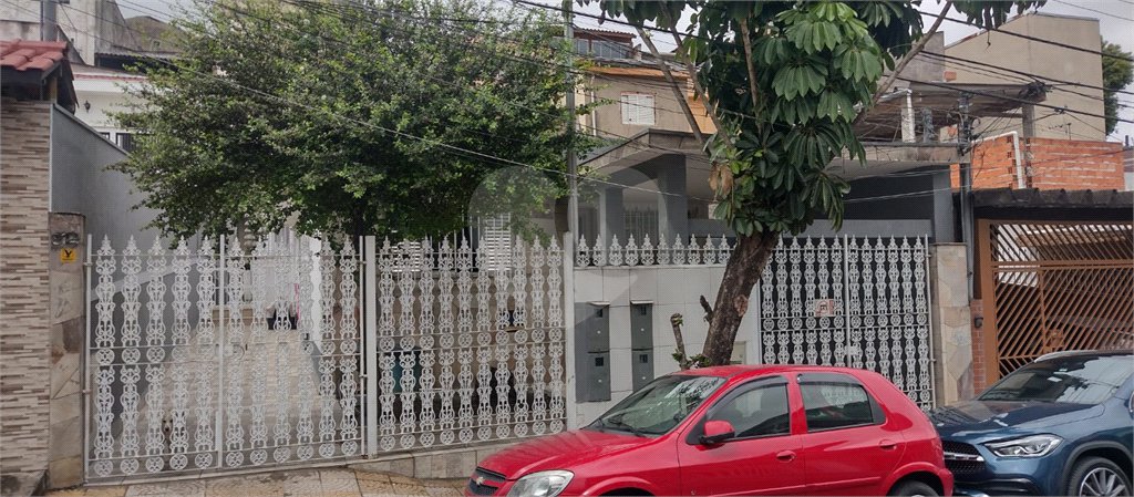 Casa à venda com 3 quartos, sendo 1 suíte, em Jardim Guairaca, São Paulo, SP